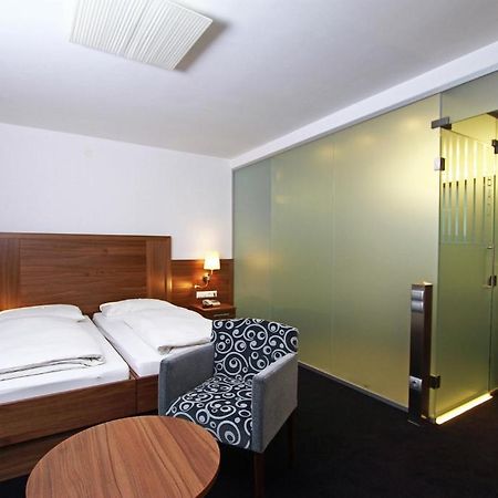 Pension Am Kurpark Viena Habitación foto