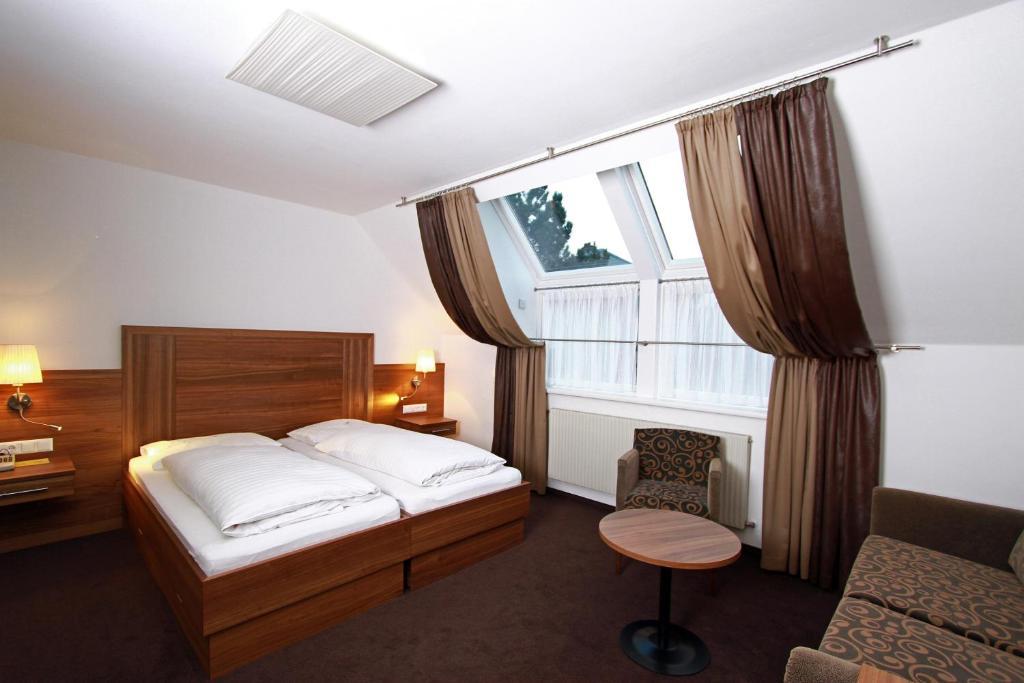 Pension Am Kurpark Viena Habitación foto